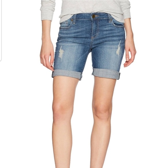 Kut from the Kloth Catherine Boyfriend shorts - Picture 1 of 8